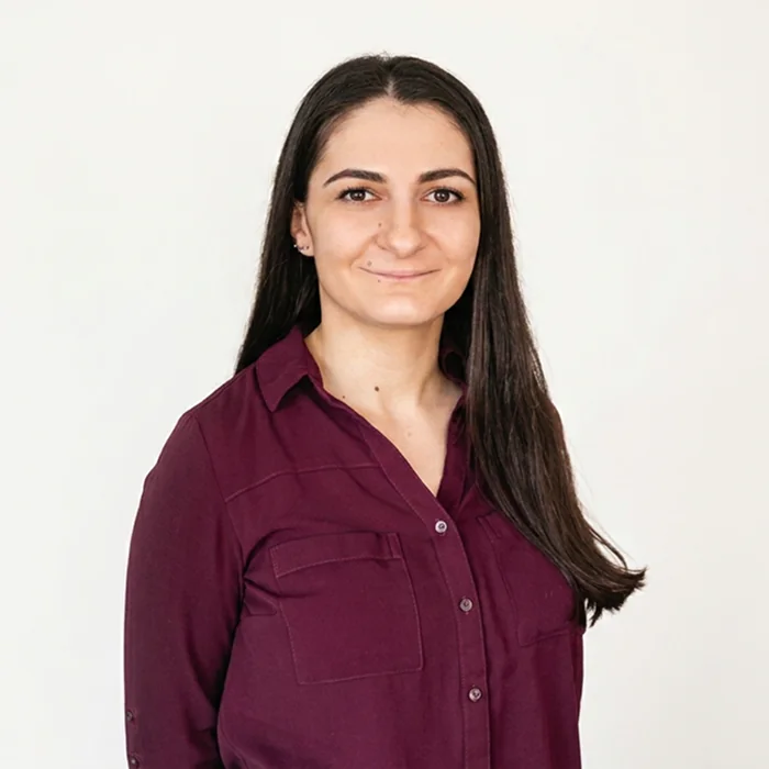 Ines  Avmedoski