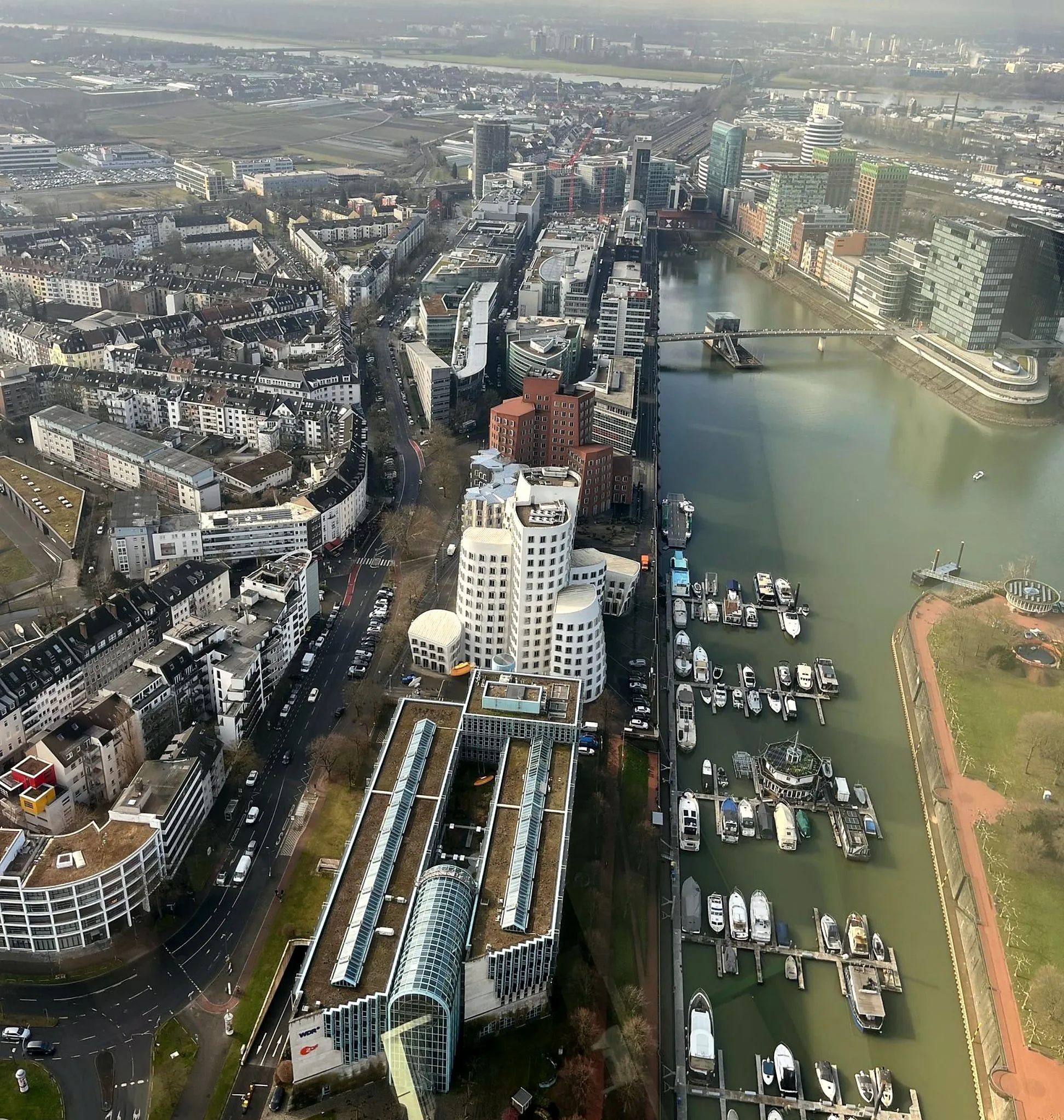 city aerial clean sharp under 1mb